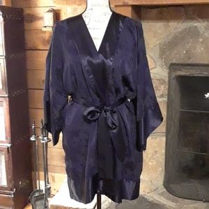 Vintage Victoria's Secret kimono robe